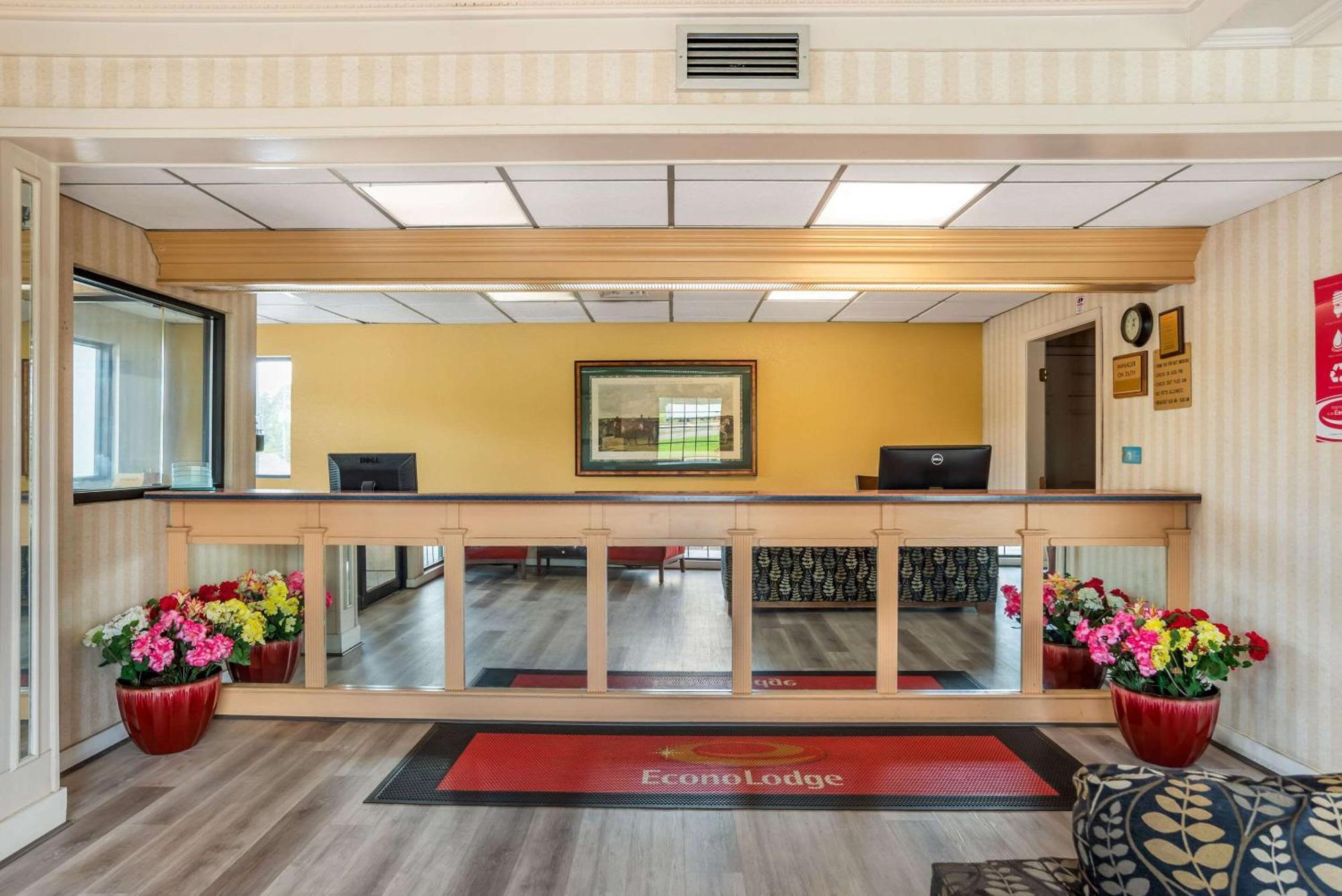 Econo Lodge Inn & Suites Philadelphia Extérieur photo