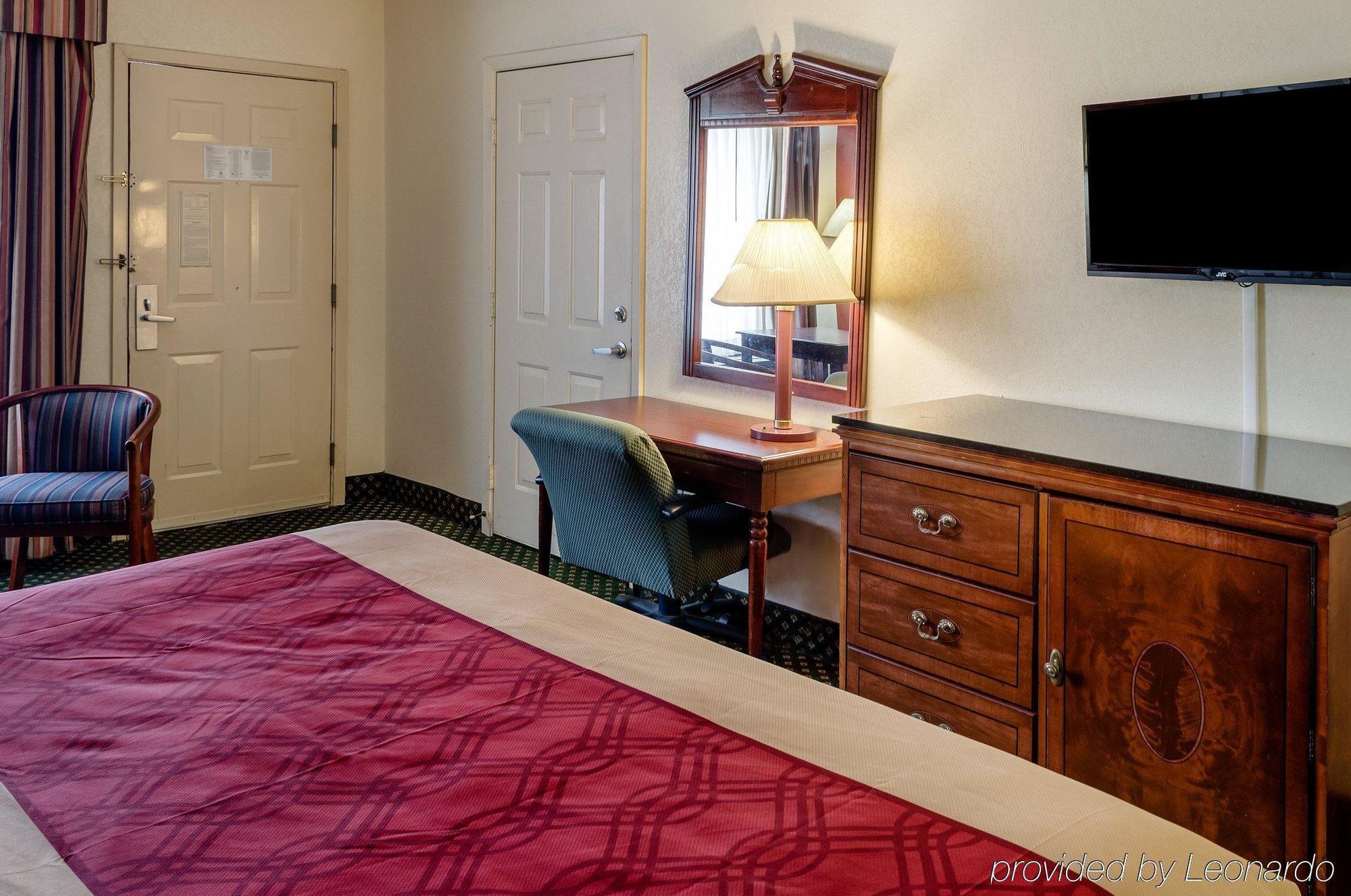 Econo Lodge Inn & Suites Philadelphia Extérieur photo